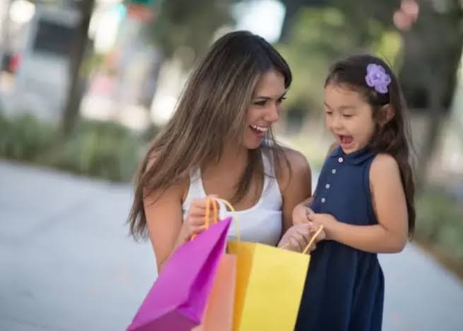Dia das Crian�as 2026: Inten��o de compras cresce e ticket m�dio chega a R$ 320,00